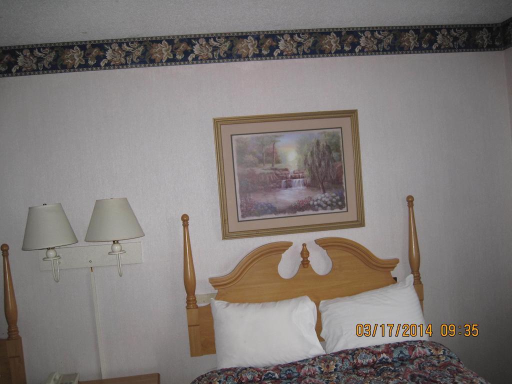 Elk Inn Motel Elkin Номер фото