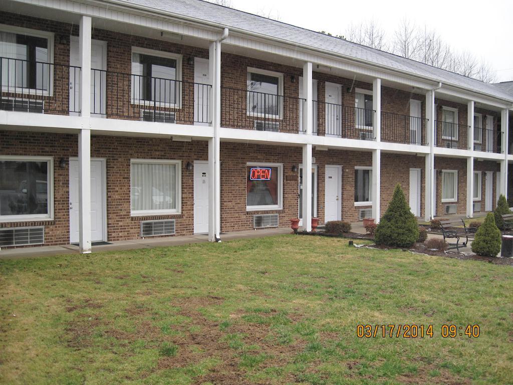 Elk Inn Motel Elkin Экстерьер фото